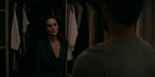 Michelle Dockery sexy - Defending Jacob s01e05 (2020)