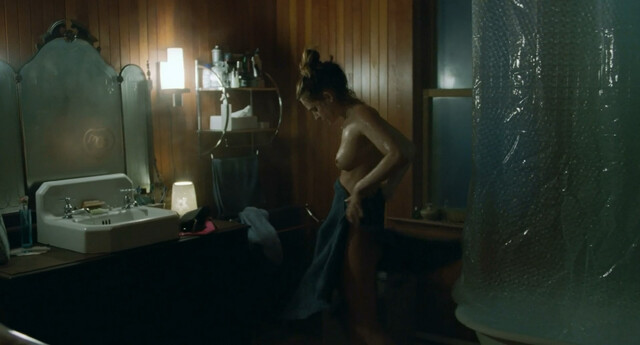 Riley Keough nude - The Lodge (2019)