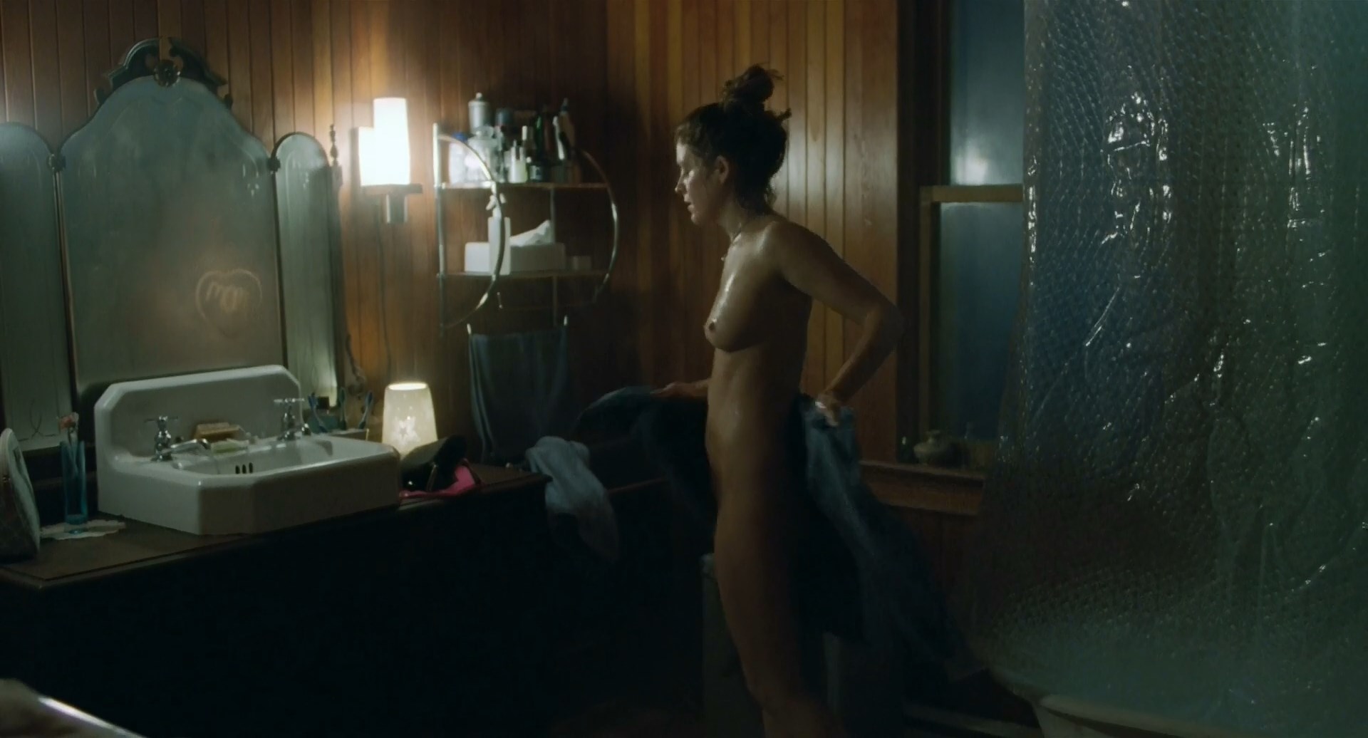 Riley Keough nude - The Lodge (2019)