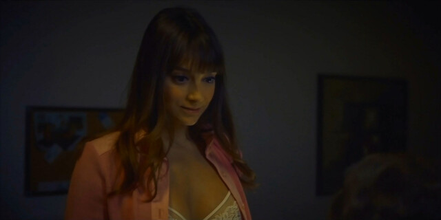 Sophie Desmarais nude, Karine Gonthier-Hyndman nude, Charlotte Poitras nude, Phoebe Major Mewse nude - C’est comme ça que je t’aime s01e03e06e08 (2020)