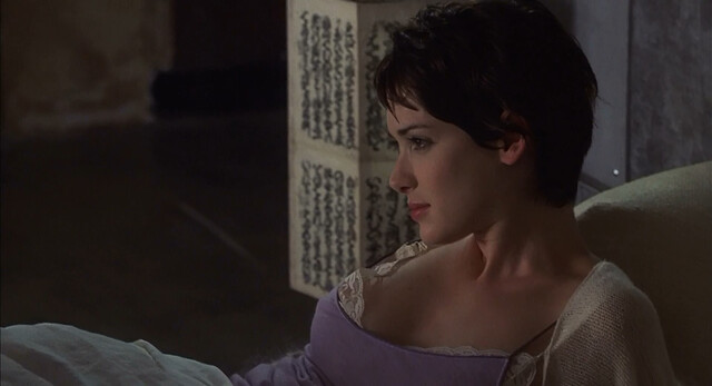 Winona Ryder nude - Autumn in New York (2000)