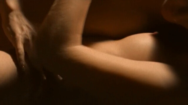 Eva Herzig nude, Nicole Ansari nude - Zwei Frauen, ein Mann und ein Baby (1999)