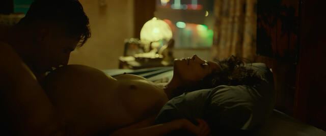 Claudia Pineda nude - ZeroZeroZero s01e02 (2020)