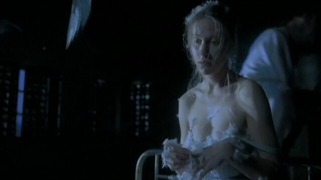 Katariina Unt (Katariina Lauk) nude - Somnambuul (2003)