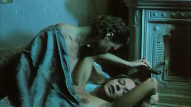 Olga Konskaya nude, Anzhelika Nevolina nude, Vladislava Nazarova nude, Lidiya Dorotenko nude, Anna Konskaya nude - Lubov and Other Nightmares (2000)