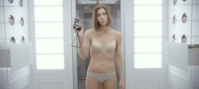 Jessica Biel sexy - Limetown s01e05 (2019)