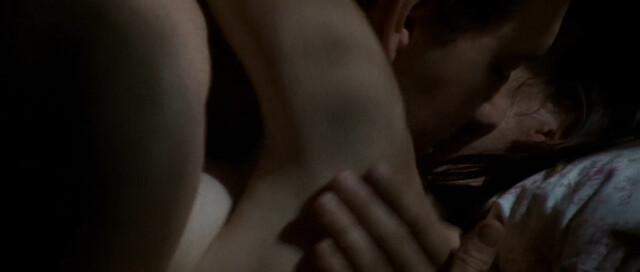 Rhona Mitra sexy, Laura Linney nude - The Life of David Gale (2003)