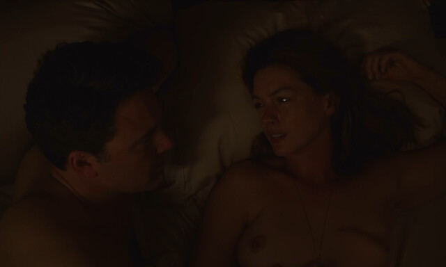 Anne Hathaway nude - The Last Thing He Wanted (2020)