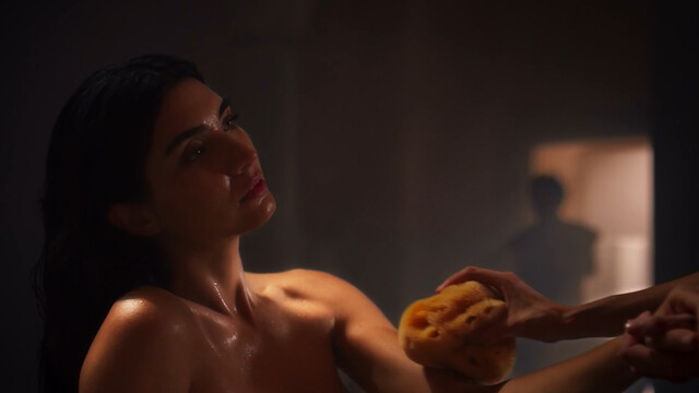 Tuba Buyukustun nude - Rise of Empires Ottoman s01e03 (2020)