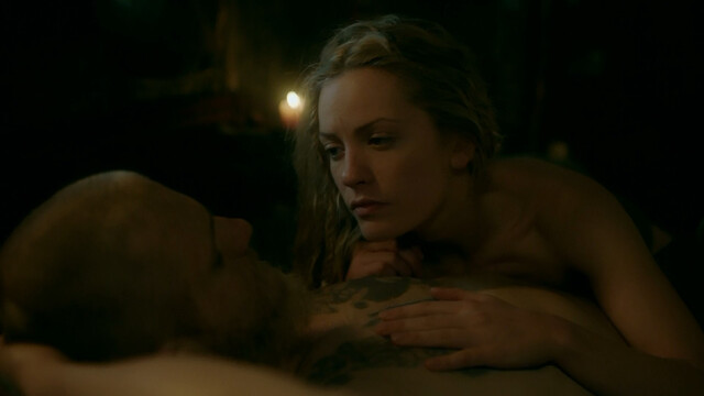 Lucy Martin sexy - Vikings s06e08 (2020)