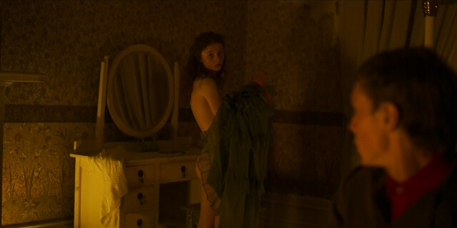 Thomasin McKenzie nude - True History of the Kelly Gang (2019)