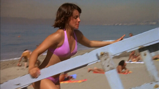 Kathleen Quinlan sexy, Louise Golding nude - Lifeguard (1976)