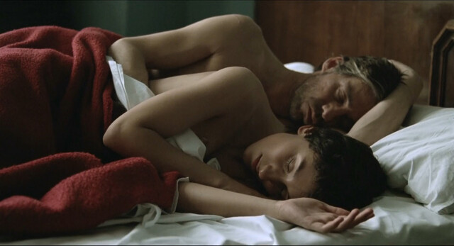 Sibel Kekilli nude, Catrin Striebeck nude - Head-On (2004)