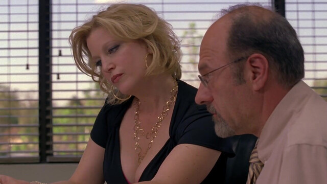 Anna Gunn sexy - Breaking Bad s04e09 (2011)