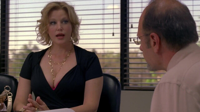 Anna Gunn sexy - Breaking Bad s04e09 (2011)