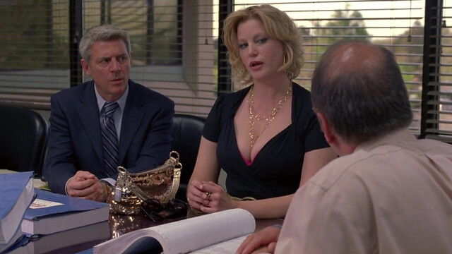 Anna Gunn sexy - Breaking Bad s04e09 (2011)