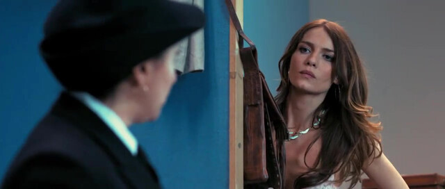 Saffron Burrows sexy, Hattie Morahan sexy, Louise Chambers nude - The Bank Job (2008)