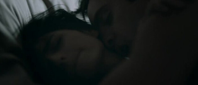 Alejandra Guilmant sexy,  Aislinn Derbez sexy - A la mala (2015)