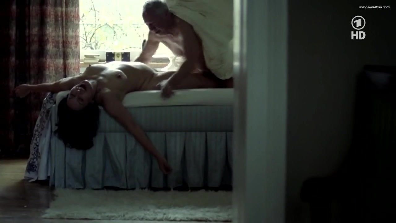 Brigitte Karner nude - Tatort E770 (2010)