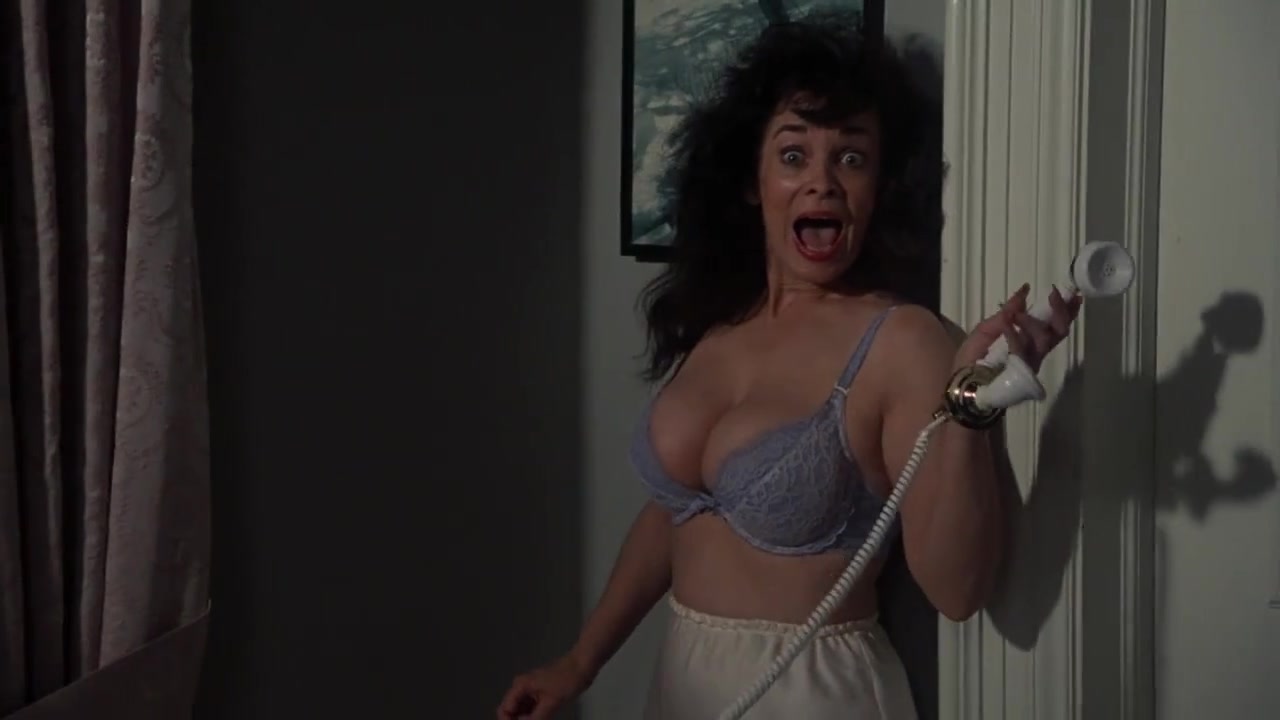 Lorali Hart sexy - The Naked Gun (1988)