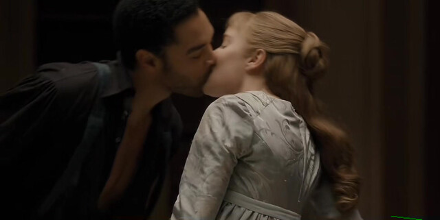 Phoebe Dynevor sexy - Bridgerton s01e06 (2020) #2