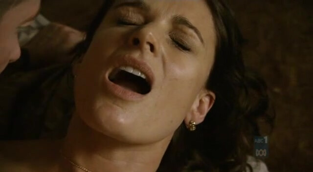 Danielle Cormack nude - Rake s01e03 (2010)