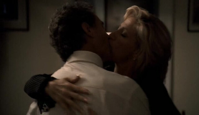 Edie Falco nude - The Sopranos s05e06 (2004)