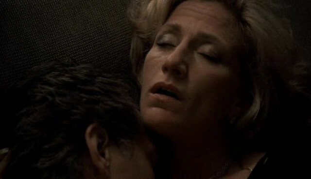 Edie Falco nude - The Sopranos s05e06 (2004)