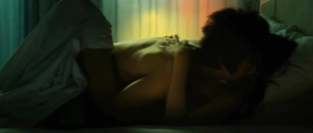 Han Chae-young nude, Jeong-hwa Eom nude - Love Now (2007)