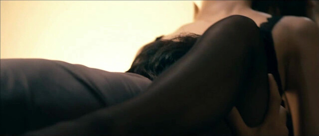 Park Si-yeon nude, Yoon-Jae nude - The Scent (2012)