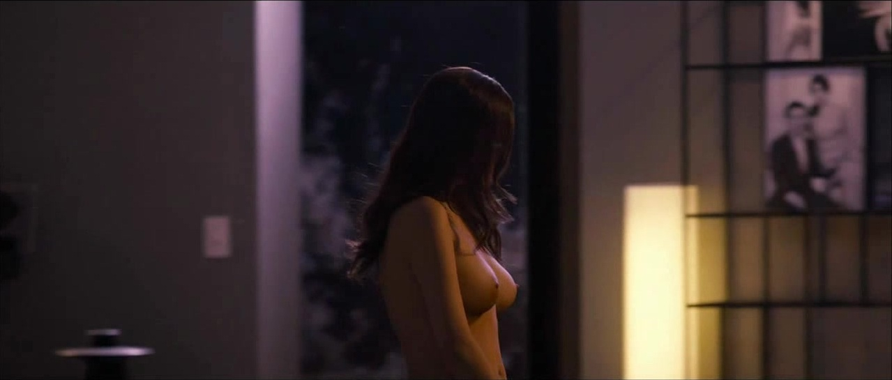 Park Si-yeon nude, Yoon-Jae nude - The Scent (2012)