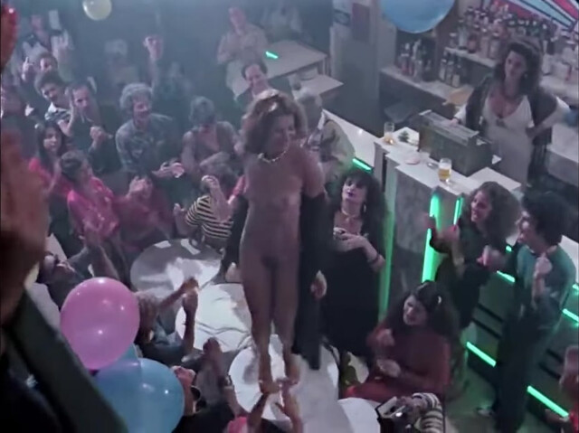 Silvia Bandeira nude - Bar Esperanza (1983)