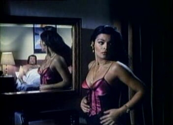 Maria Cardinal nude, Jacaranda Alfaro sexy, Rosario Escobar nude - En un motel nadie duerme (1989)