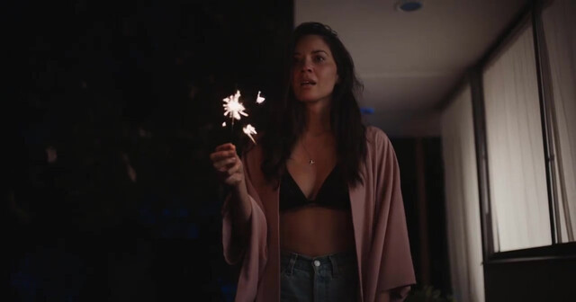 Olivia Munn sexy - Violet (2021)