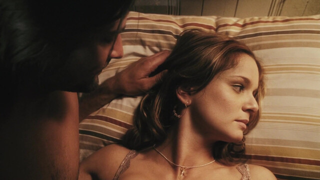 Sarah Wayne Callies sexy - Whisper (2007)