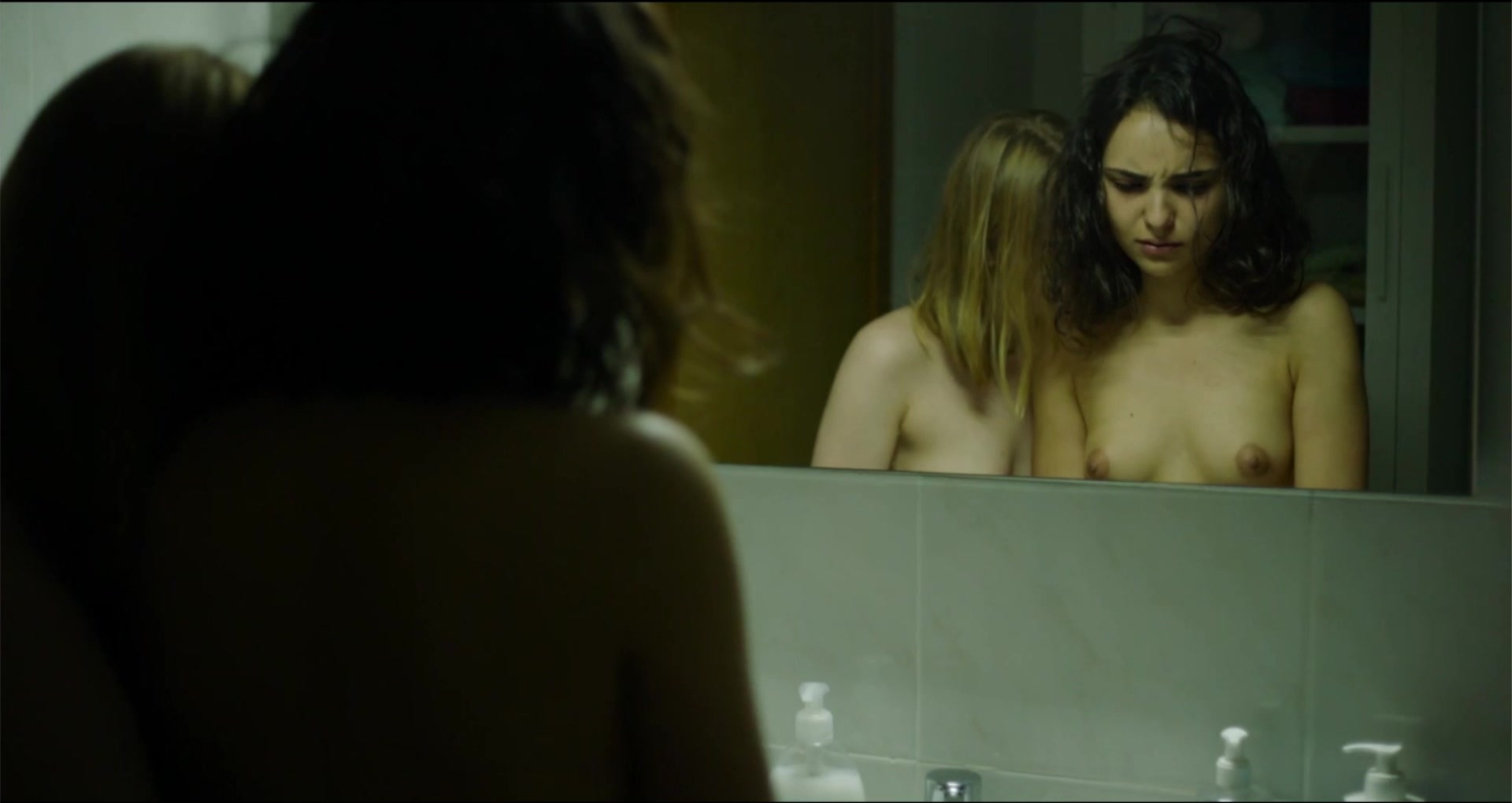 Laia Manzanares nude, Katrin Vankova nude - El viento es esto (2018)