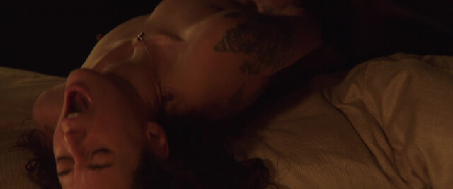 Lena Headey nude - 9 Bullets (2022)