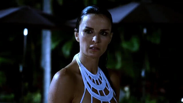 Ana Alexander sexy - Hawaii Five-0 s05e14 (2015)