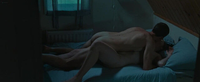 Mia Wasikowska nude, Vicky Krieps nude - Bergman Island (2021)