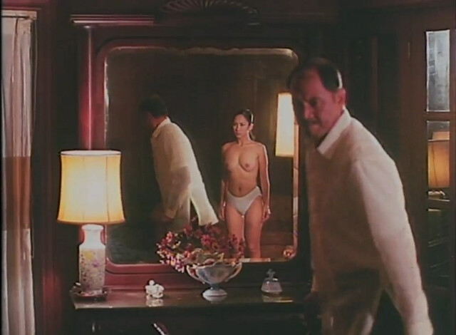 Ina Raymundo nude – Madame X (2000)