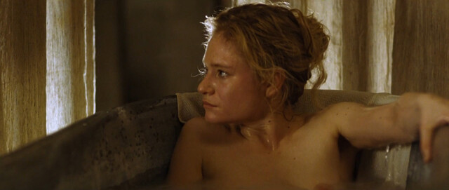 Julia Jentsch nude – Effi Briest (2009)