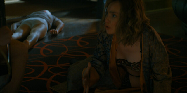 Jennifer Tilly sexy, Fiona Dourif sexy – Chucky s01e05 (2021)