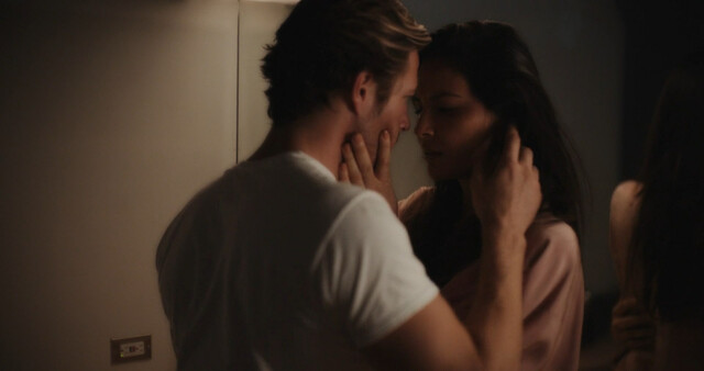 Olivia Munn sexy, Erica Ash sexy – Violet (2021)