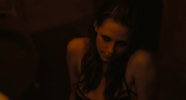 Kristen Stewart nude – Welcome to the Rileys (2010)