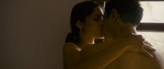 Freida Pinto sexy – Trishna (2011)