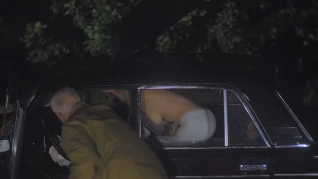 Vera Romanova nude – The girl on the jeep (2019)