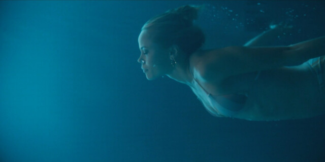 Annalisa Cochrane sexy, Sara Thompson sexy, Zenia Marshall sexy – One of Us Is Lying s01e01 (2021)