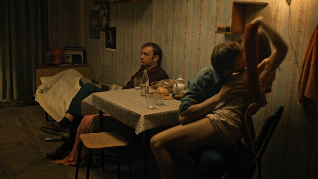 Irina Starshenbaum sexy, Marina Vasileva sexy, Maria Ivashchenko sexy – Obschaga (2021)