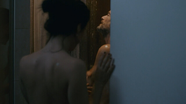 Agnes Hurstel nude – Jeune et Golri s01e01e02e03e07 (2021)