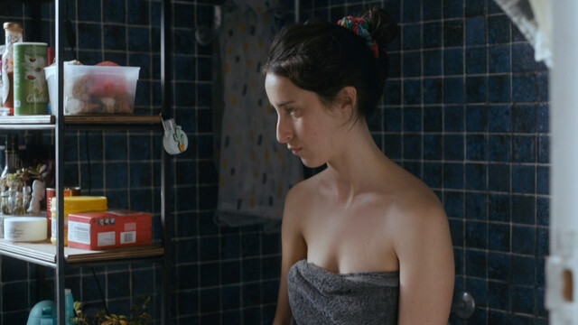 Agnes Hurstel nude – Jeune et Golri s01e01e02e03e07 (2021)